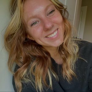 Meet your Posher, Alisa